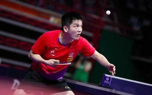 湖人官宣签 湖人官宣签