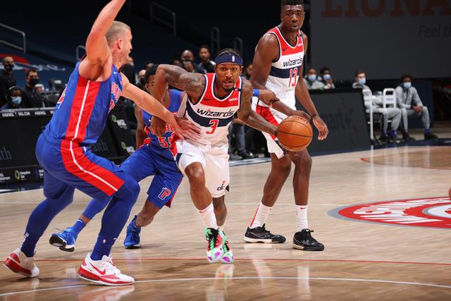 出超越同龄 出超越同龄